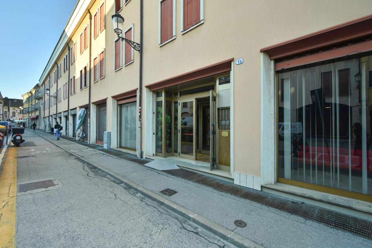 Portello Chic Apartments Padova Bagian luar foto